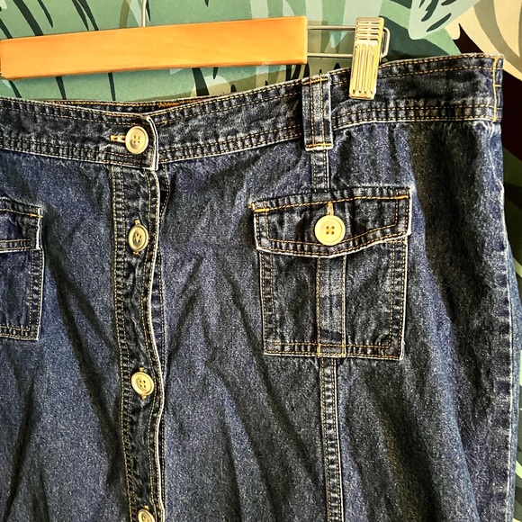Denim button front skirt - Picture 2 of 5
